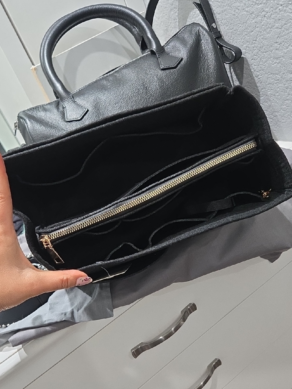 Zadig & Voltaire Black Pebbled Leather Satchel with Studded Detachable Strap - Picture 8 of 9